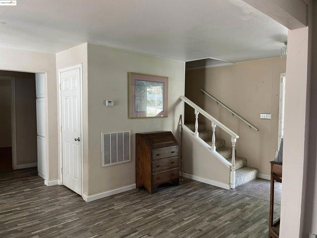 Image 43 of 45 For 14671 Marilyn Ln
