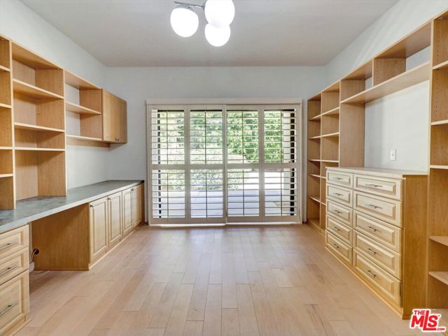 MLS #25604519 image #30