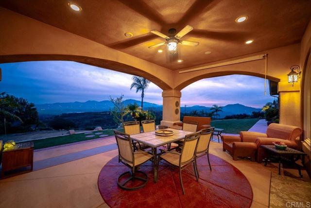 Detail Gallery Image 7 of 43 For 19894 via Vista Grande, Ramona,  CA 92065 - 2 Beds | 2/1 Baths