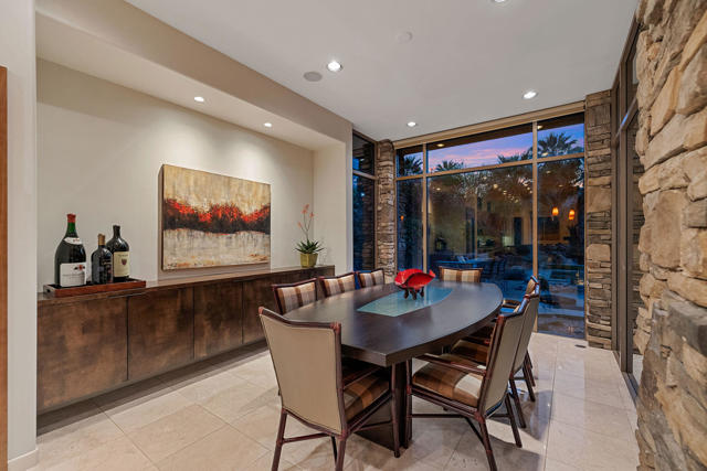 1134 Lake Vista, Palm Desert CA: https://media.crmls.org/mediaz/5975a9f6-42b4-46a4-b6d9-487f0b332f77.jpg