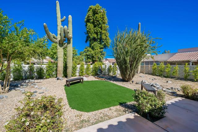Image 49 of 51 For 74830 Waring Court