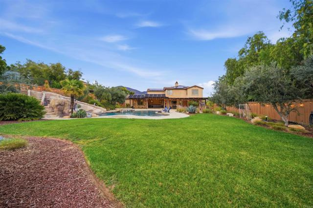 2914 Morning Creek Road, Chula Vista CA: https://media.crmls.org/mediaz/5976fc1d-5669-48bc-aa5a-6cdb53c951e1.jpg