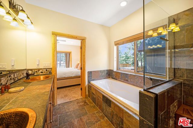 919 Mcalister Road, Big Bear City CA: https://media.crmls.org/mediaz/597781c2-9138-47cc-8bad-2fa410242423.jpg