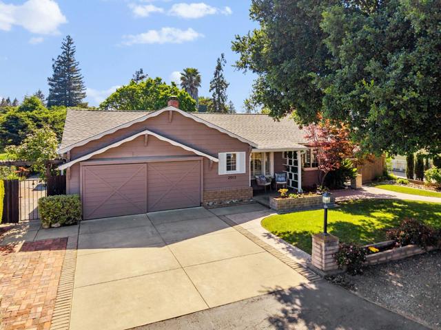 2013 Sun Mor Avenue, Mountain View CA: https://media.crmls.org/mediaz/5977b1de-bb4d-4b83-accb-8b5733b06e51.jpg