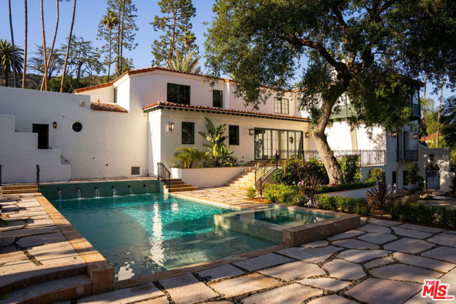 2110 Hill Drive, Los Angeles CA: https://media.crmls.org/mediaz/5978076e-d3bb-4b8e-8c5a-68313c8d5196.jpg