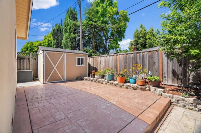 4889 Leigh Avenue, San Jose CA: https://media.crmls.org/mediaz/59786bd7-4a62-4f82-ab51-3ec7b8234d7d.jpg