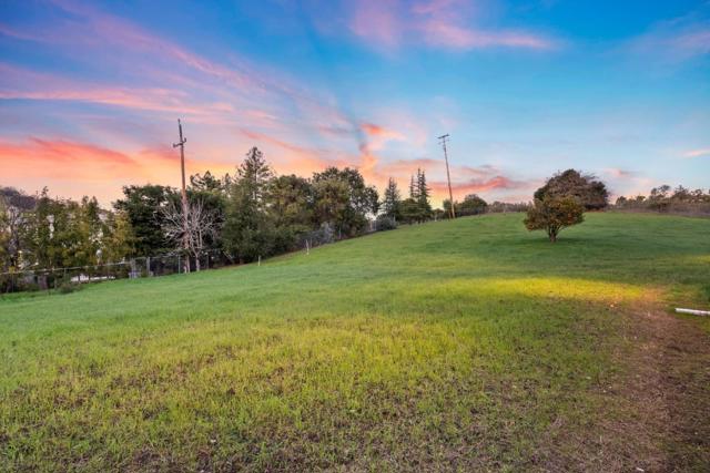 13206 Wright Way, Los Altos Hills CA: https://media.crmls.org/mediaz/5978867c-1813-496a-858b-32f57f0c2eba.jpg