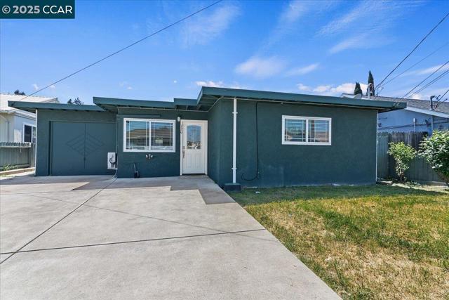 720 Jane Court, Martinez CA: https://media.crmls.org/mediaz/597a78a0-ee4c-4620-b712-5318b8339cd9.jpg