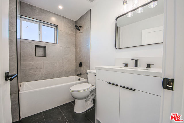5709 Auckland Avenue, North Hollywood CA: https://media.crmls.org/mediaz/597b117c-cdc1-4190-bf14-fe682d466bc8.jpg