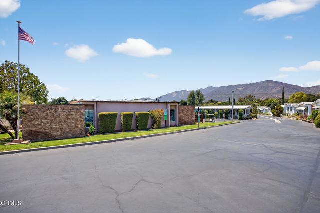 1975 Maricopa Highway, Ojai CA: https://media.crmls.org/mediaz/597c39ed-e7fc-4783-bc99-dd14857c6913.jpg
