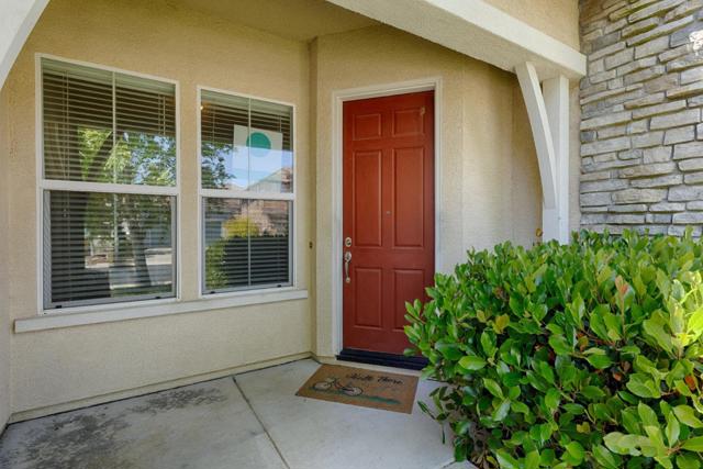 4700 Coppola Circle, Elk Grove CA: https://media.crmls.org/mediaz/597c62ec-9635-4481-87a8-723808454008.jpg