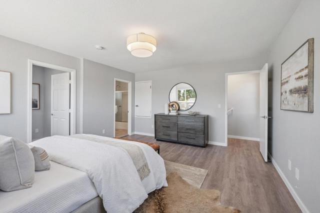 1633 Ark Street, San Mateo CA: https://media.crmls.org/mediaz/597cab90-dd94-43e5-9eac-0211995323d7.jpg