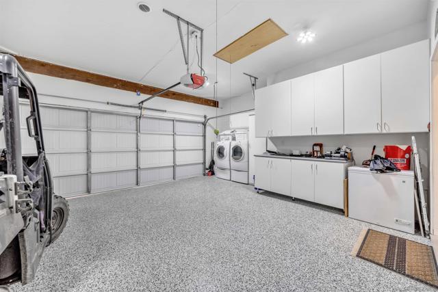 12845 Golden Way, Poway CA: https://media.crmls.org/mediaz/597cf46d-ea32-4848-b455-f2979de7a02a.jpg