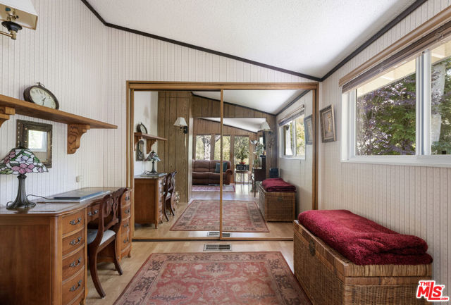 54 Robin Hood Place photo 19