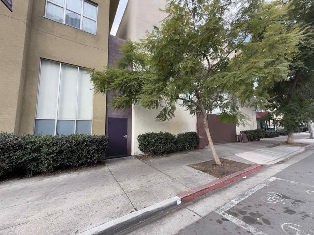 988 G Street, San Diego, California 92101, 1 Bedroom Bedrooms, ,1 BathroomBathrooms,Condominium,For Sale,G Street,250016906SD