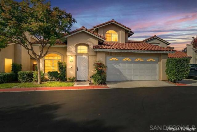 554 Friendly Ct E, El Cajon CA: https://media.crmls.org/mediaz/597fc2ab-6c58-4884-ad9f-541e82116835.jpg