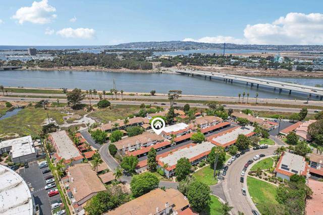 4352 Loma Riviera Court, San Diego CA: https://media.crmls.org/mediaz/597fe7d0-d877-4919-ac70-6f620486326c.jpg