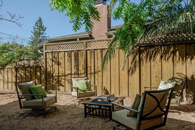 308 B Street, Redwood City CA: https://media.crmls.org/mediaz/598009c7-46ef-4dfe-8023-98e9b6cb7fc1.jpg