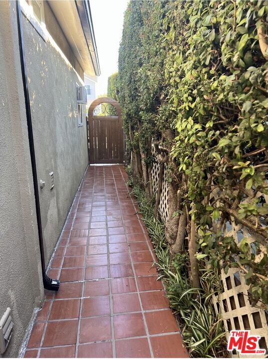 4813 Sawtelle Boulevard photo 12