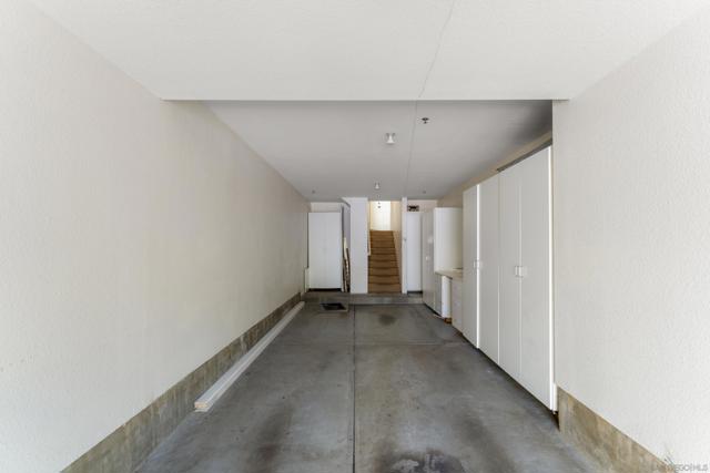 4952 Haight Terrace, San Diego CA: https://media.crmls.org/mediaz/59814211-8890-4952-9153-b24e5e775a68.jpg