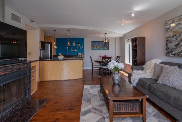 1333 8th Avenue, San Diego CA: https://media.crmls.org/mediaz/5981f374-f617-42f3-9cb2-50123f987cd5.jpg