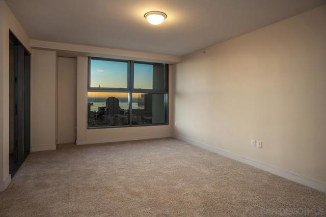 645 Front Street, San Diego CA: https://media.crmls.org/mediaz/5981fe5b-8c6a-4f48-b8b3-176d64d2b019.jpg