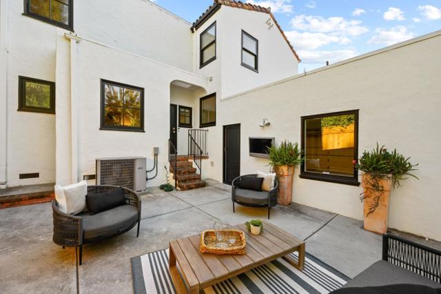 670 Edgewood Road, San Mateo CA: https://media.crmls.org/mediaz/598291ed-259c-4c95-bbbf-e654ddd246a4.jpg