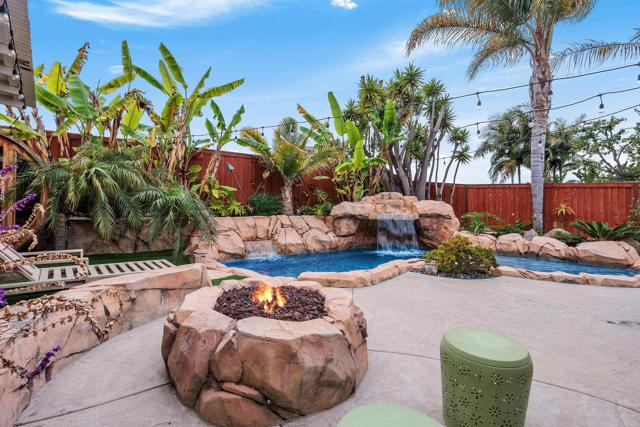 3984 Scott Dr., Carlsbad CA: https://media.crmls.org/mediaz/5982b03d-1723-400c-a894-befed2f41dd6.jpg