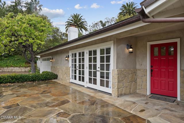 919 Aleeda Lane, Santa Barbara CA: https://media.crmls.org/mediaz/5982ee82-3570-49d0-8fdb-4e1c5a929c62.jpg