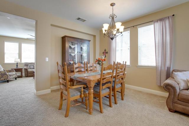1251 Mulberry Street, Hollister CA: https://media.crmls.org/mediaz/59838d74-aedf-4a0a-8d91-27067083a954.jpg