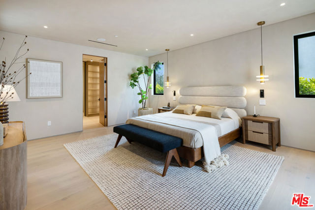 3731 Wasatch Avenue, Los Angeles CA: https://media.crmls.org/mediaz/5985002d-de88-434c-be96-8ff205c383b1.jpg