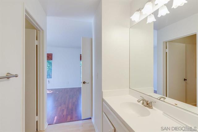 18826 Caminito Cantilena, San Diego, California 92128, 2 Bedrooms Bedrooms, ,2 BathroomsBathrooms,Condominium,For Sale,Caminito Cantilena,250031905SD