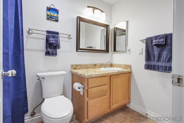 6377 Alexandri Cir, Carlsbad CA: https://media.crmls.org/mediaz/59869bfa-5ec5-4fd6-bff6-e2359a8b09df.jpg