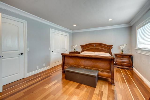 895 Greenwich Drive, Gilroy CA: https://media.crmls.org/mediaz/598706e9-4c79-40f7-91d4-dbc91d2439a6.jpg