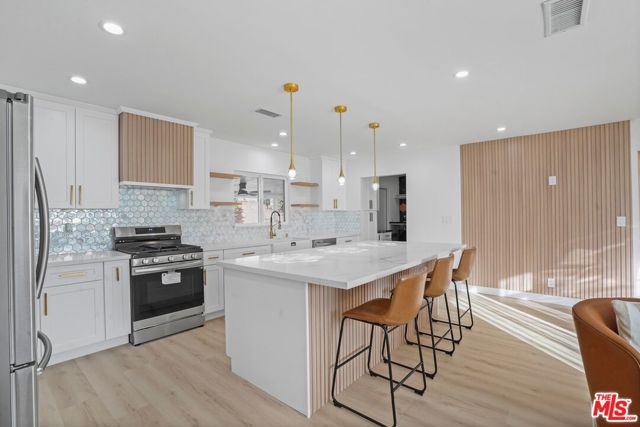 16421 Halsted Street photo 7