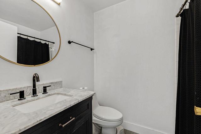 464 Archglen Way, San Jose CA: https://media.crmls.org/mediaz/59881a1a-de66-41d0-bba8-2d8e7f7c0208.jpg