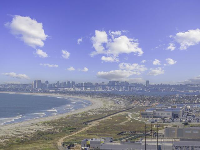 524 Surfbird Lane, Imperial Beach CA: https://media.crmls.org/mediaz/5988643b-fafa-40d3-a22f-a8bf569dbfdb.jpg
