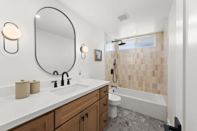 Detail Gallery Image 17 of 26 For 24235 via Aquara Ave, Laguna Niguel,  CA 92677 - 5 Beds | 3 Baths