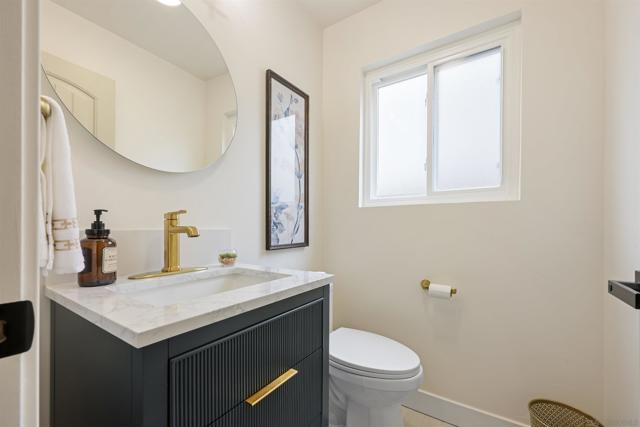 1547 Point Dume, Chula Vista CA: https://media.crmls.org/mediaz/598904cf-f44e-4163-8b9b-eee22e5461d8.jpg