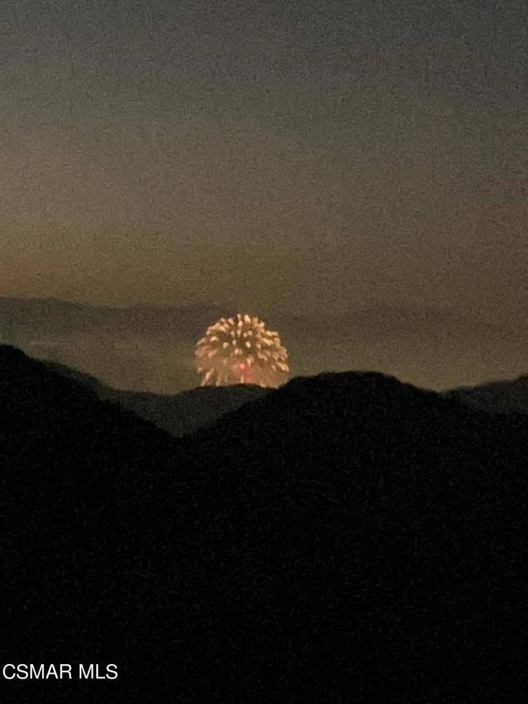 https://media.crmls.org/mediaz/59897bef-4f8a-4c1e-b3d9-25a2412735db.jpg?preset=X-Large