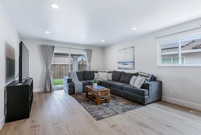 937 Florence Road, Livermore CA: https://media.crmls.org/mediaz/598cb0c6-1756-49a5-aeae-74876498fa2c.jpg
