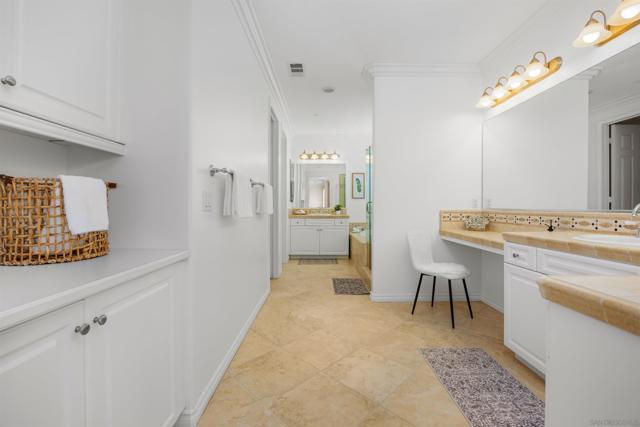 Image 17 of 45 For 10333 Pinecastle St