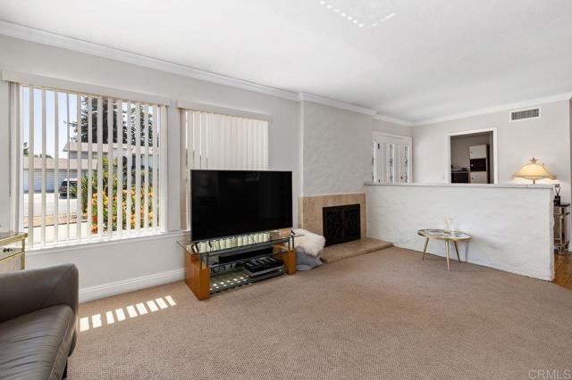 Detail Gallery Image 7 of 30 For 3298 Mercer Ln, San Diego,  CA 92122 - 3 Beds | 2 Baths