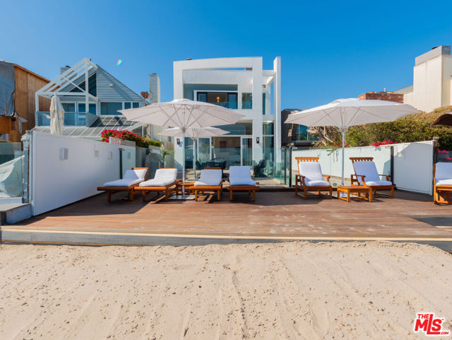 23754 MALIBU Road, Malibu CA: https://media.crmls.org/mediaz/598fa7ea-468f-4a7b-b48a-d0b7139470f4.jpg