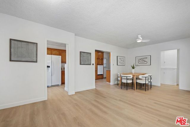 3588 Helms Avenue, Culver City CA: https://media.crmls.org/mediaz/5990147c-4b8f-4aab-b984-2e481ce3e181.jpg