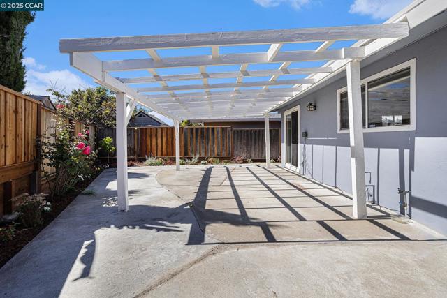 27675 Portsmouth Ave, Hayward CA: https://media.crmls.org/mediaz/59901b41-f33e-4f78-ad3a-409e09bde61b.jpg