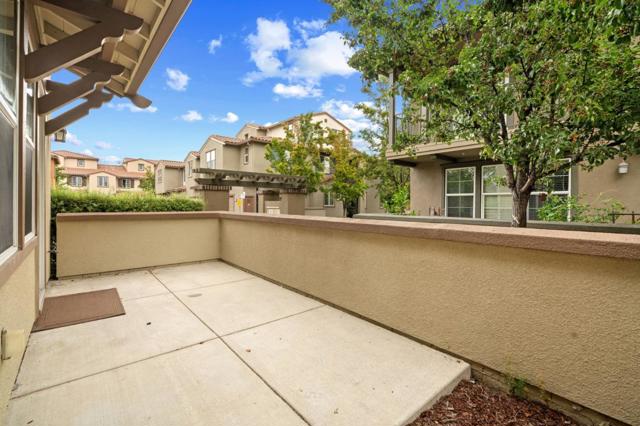 5300 Fioli Loop, San Ramon CA: https://media.crmls.org/mediaz/59914f59-d220-4075-9450-bce538be2dc9.jpg