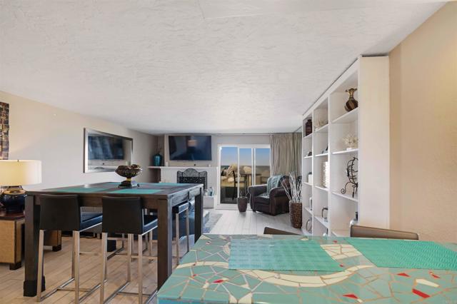 1502 Seacoast Drive, Imperial Beach CA: https://media.crmls.org/mediaz/5994339b-5290-4fb5-9e46-f842c8d2ff03.jpg