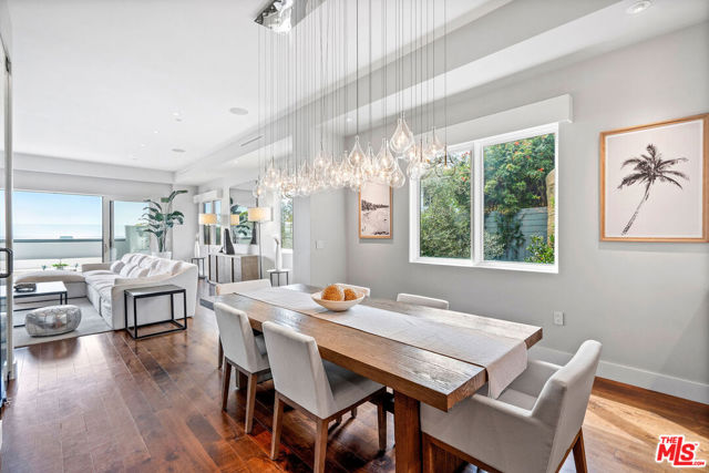 22065 Pacific Coast Highway, Malibu CA: https://media.crmls.org/mediaz/5994a1bf-154b-4a15-a904-4a1e566bf566.jpg