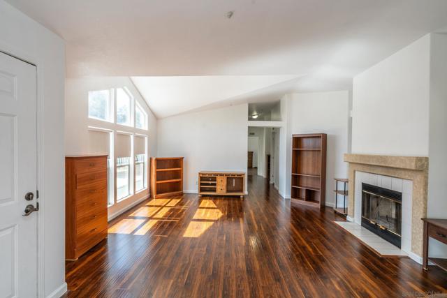 1525 Tea Rose Lane, Jacumba CA: https://media.crmls.org/mediaz/59961ecb-7253-4bde-9258-64f1c9d56eab.jpg